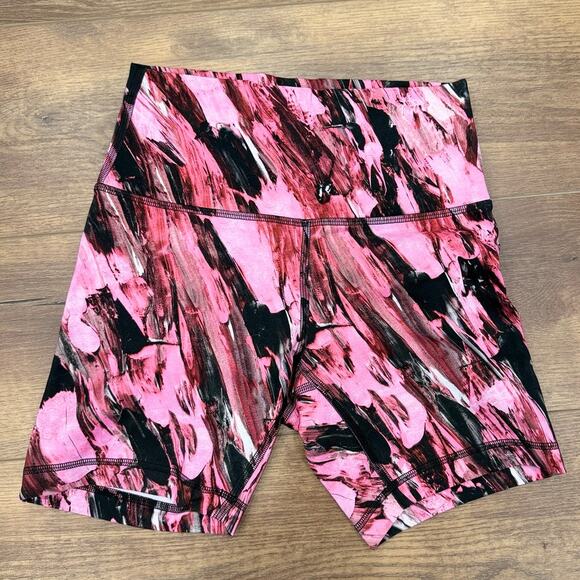 Lululemon Wunder Train High-Rise Short 6" in Pink Black Print size 6 - Picture 3 of 8
